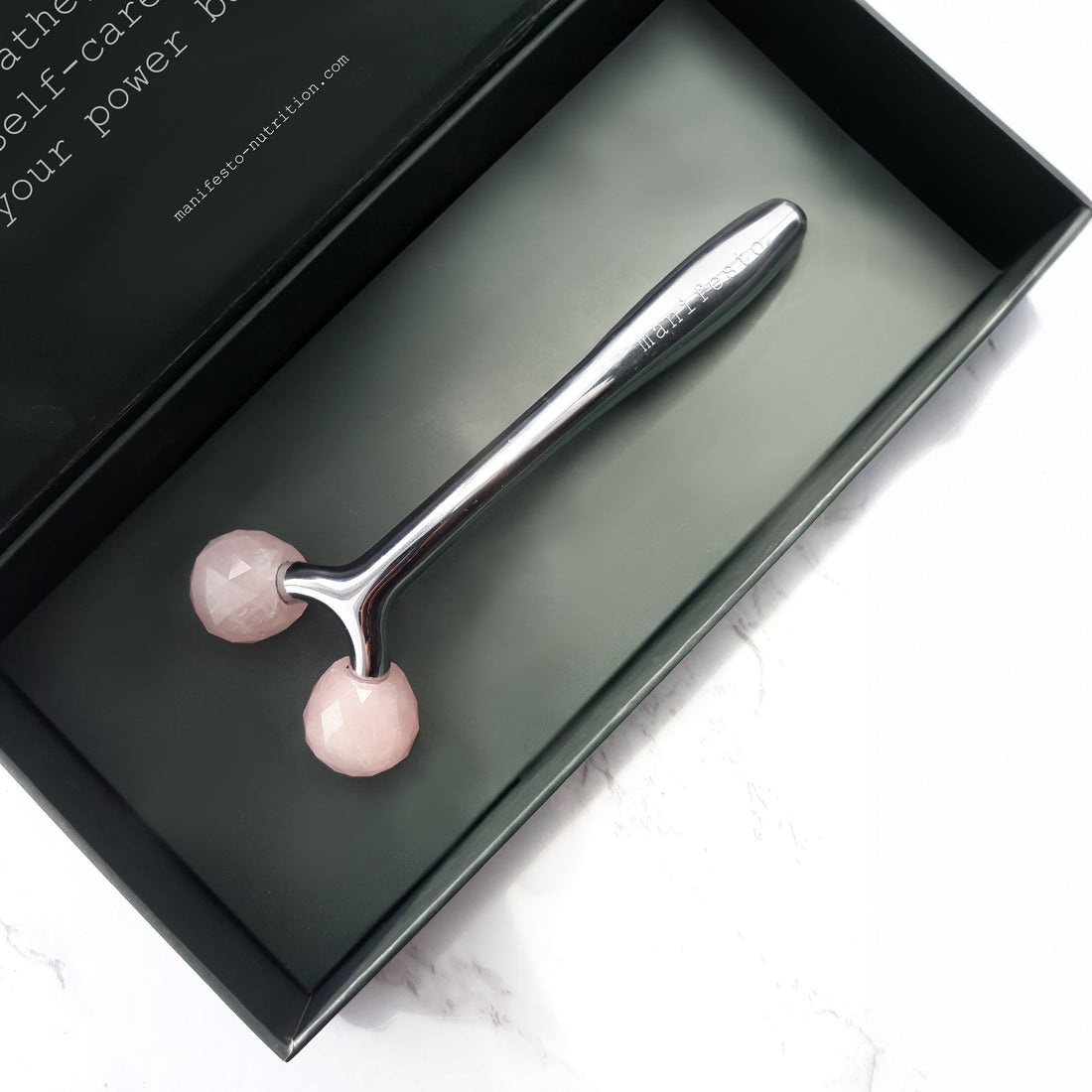 Manifesto Rose Quartz Facial Roller